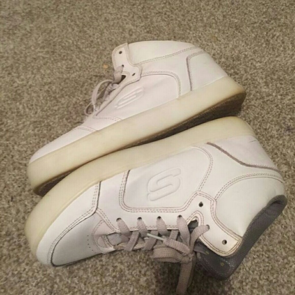 Skechers light up - Picture 3 of 3